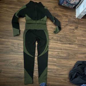 Active west set
